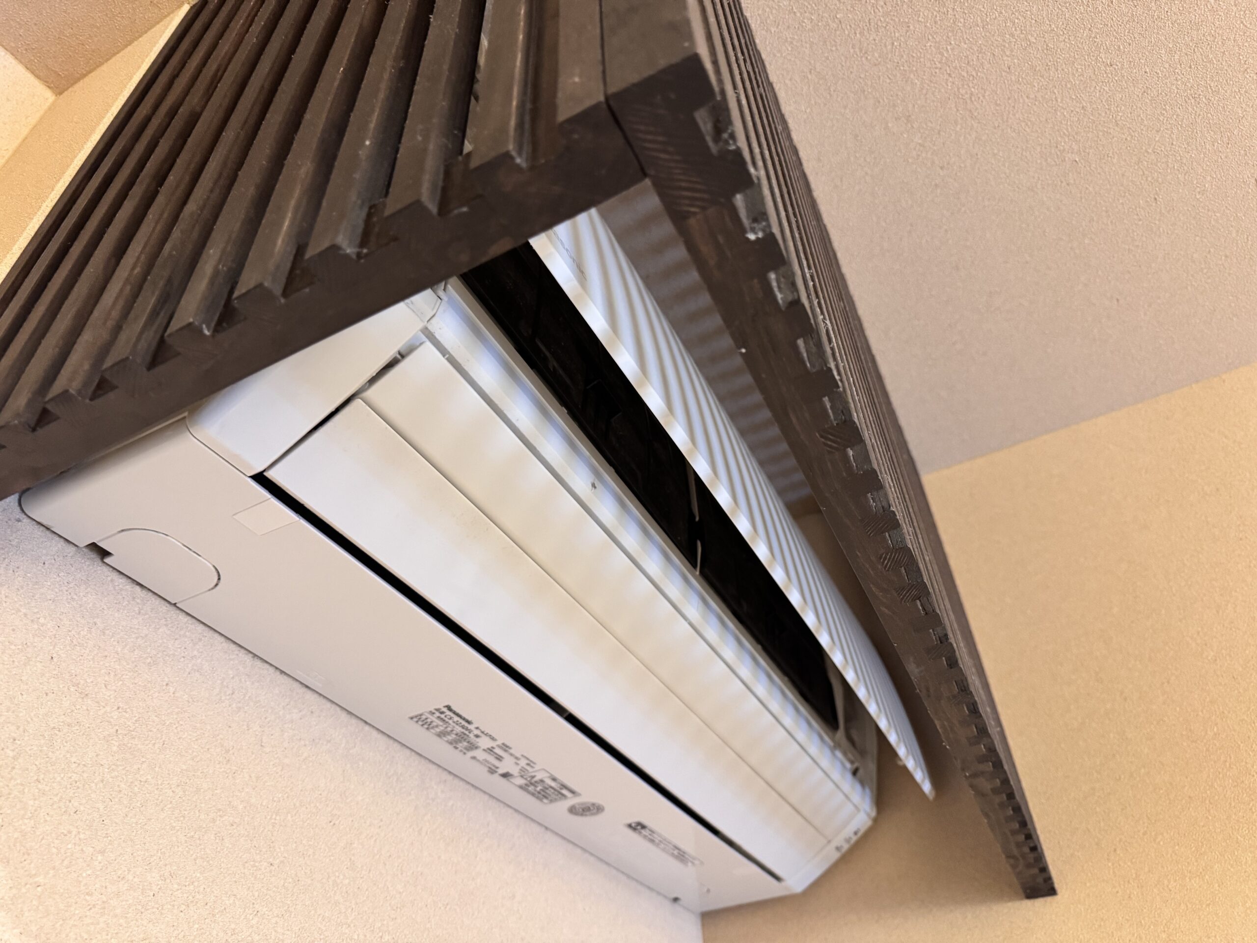 京都ゲストハウスのエアコンクリーニング